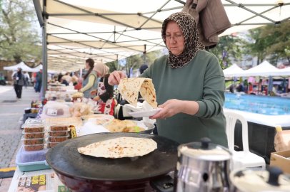 Bursa'da Dayanışma Pazarı 21’inci kez kuruldu
